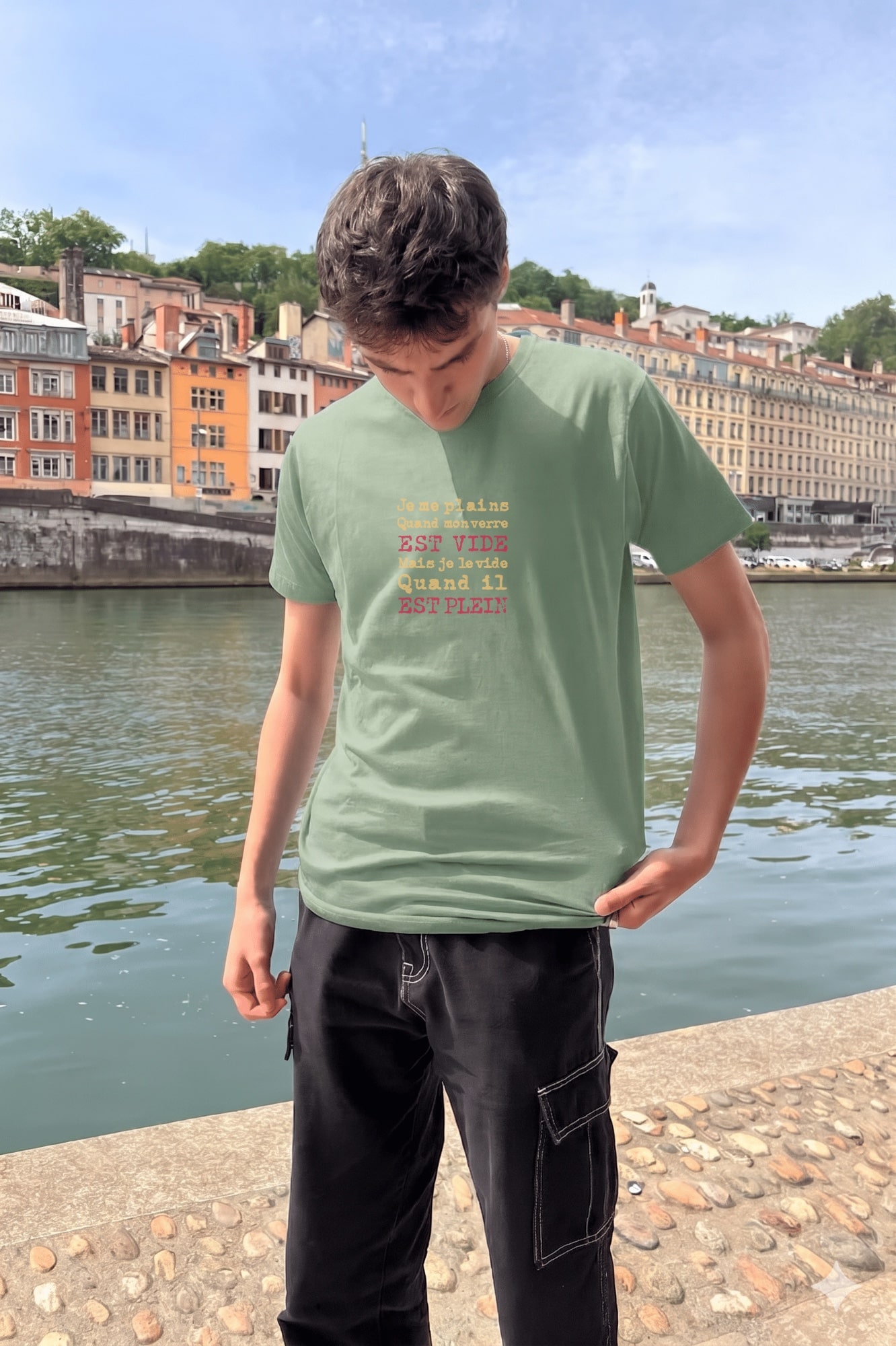 T-Shirt Homme – Verre Vide — Vert Sauge (face)