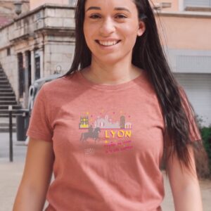 T-Shirt Femme – Voyage Au Coeur De La Ville Lumière — Ancient Pink (face-2)