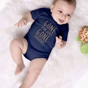 Body Bébé – Gone d'un jour gone toujours — motif Texte crème — Bleu marine (face-2)